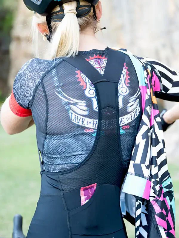 Women's Cargo Bib Shorts Black - Image 4